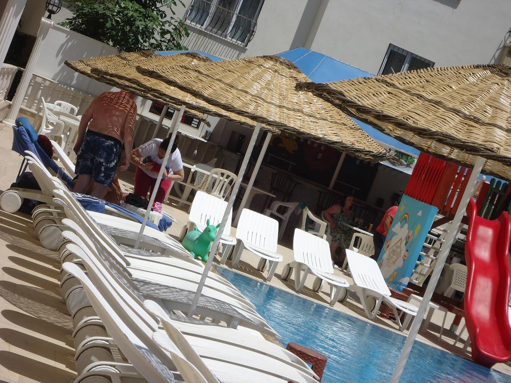 Didyma Apollon Hotel ดีดิม ภายนอก รูปภาพ